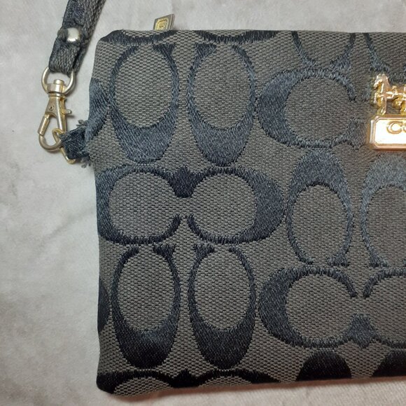 Vintage Coach Wristlet Full Zip Mini Wallet Brown with Gold Tone 8.5x4.5 - Picture 2 of 12